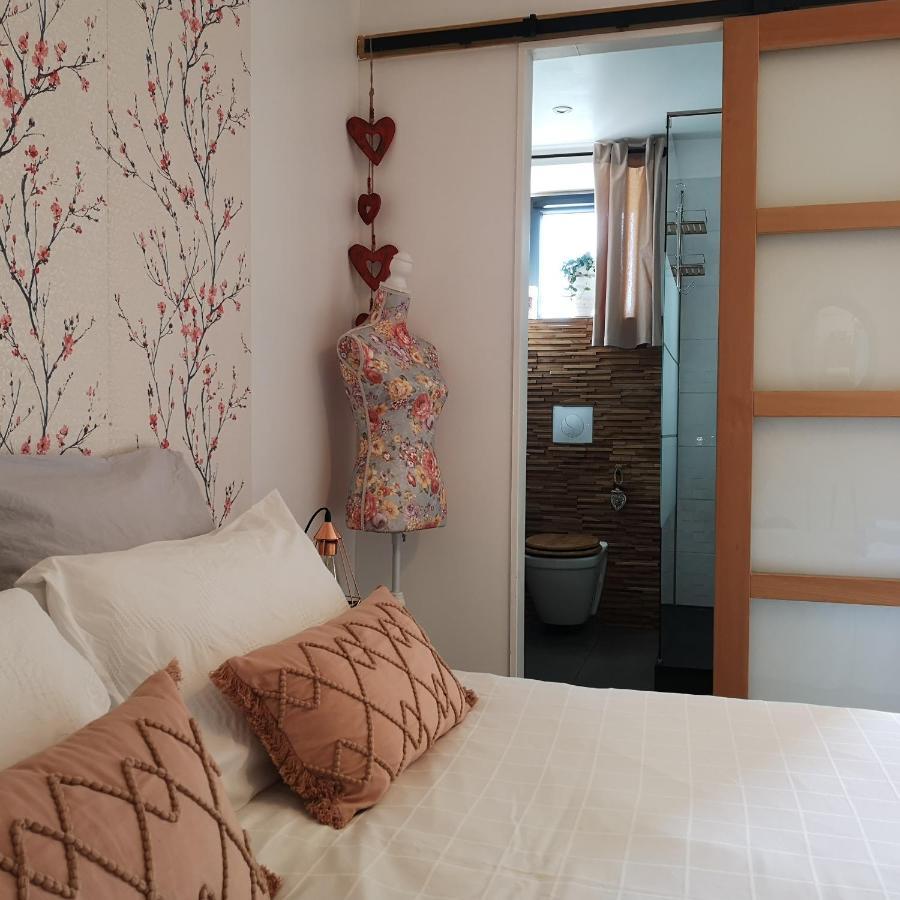 Au Gray Du Temps Suspendu Bed & Breakfast Pleslin-Trigavou Exterior foto