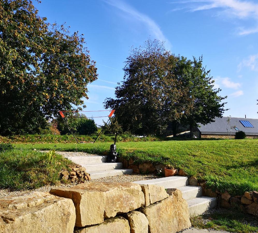 Au Gray Du Temps Suspendu Bed & Breakfast Pleslin-Trigavou Exterior foto
